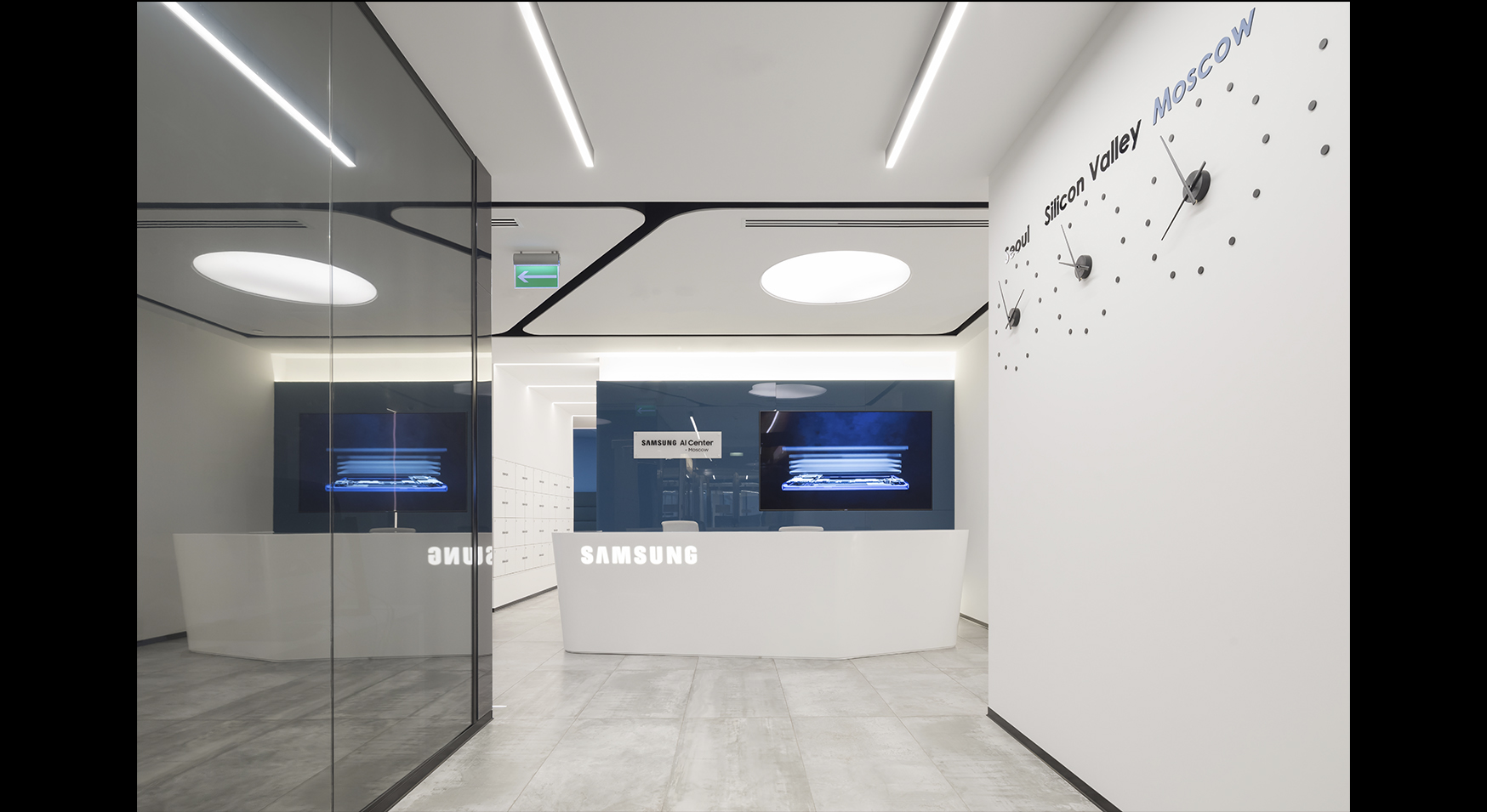 <p>Samsung&nbsp;</p>